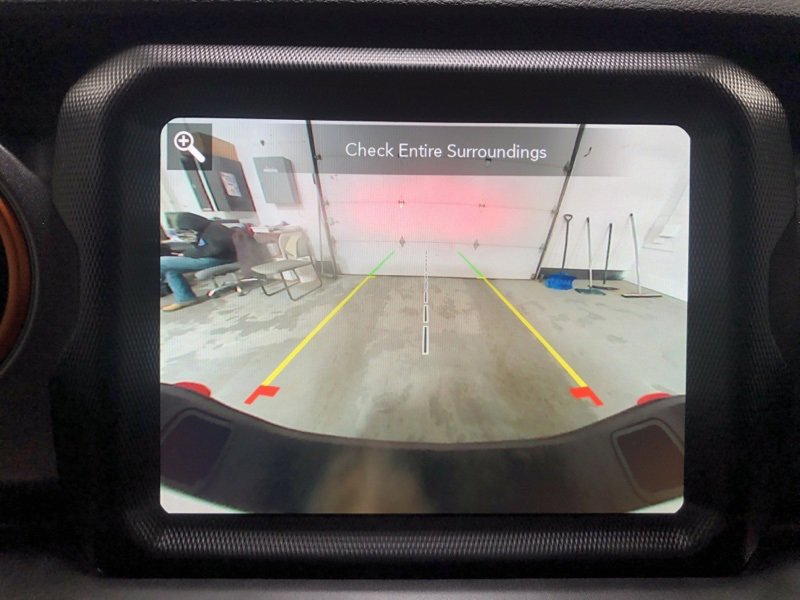 Used 2023 Jeep Gladiator Mojave w/ Cold Weather Group image 27