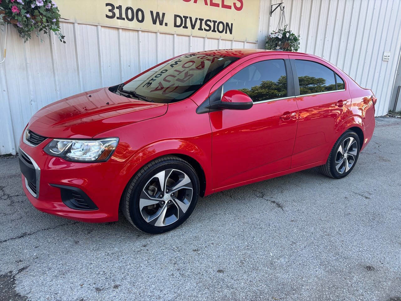 Used 2020 Chevrolet Sonic Premier FWD image 6