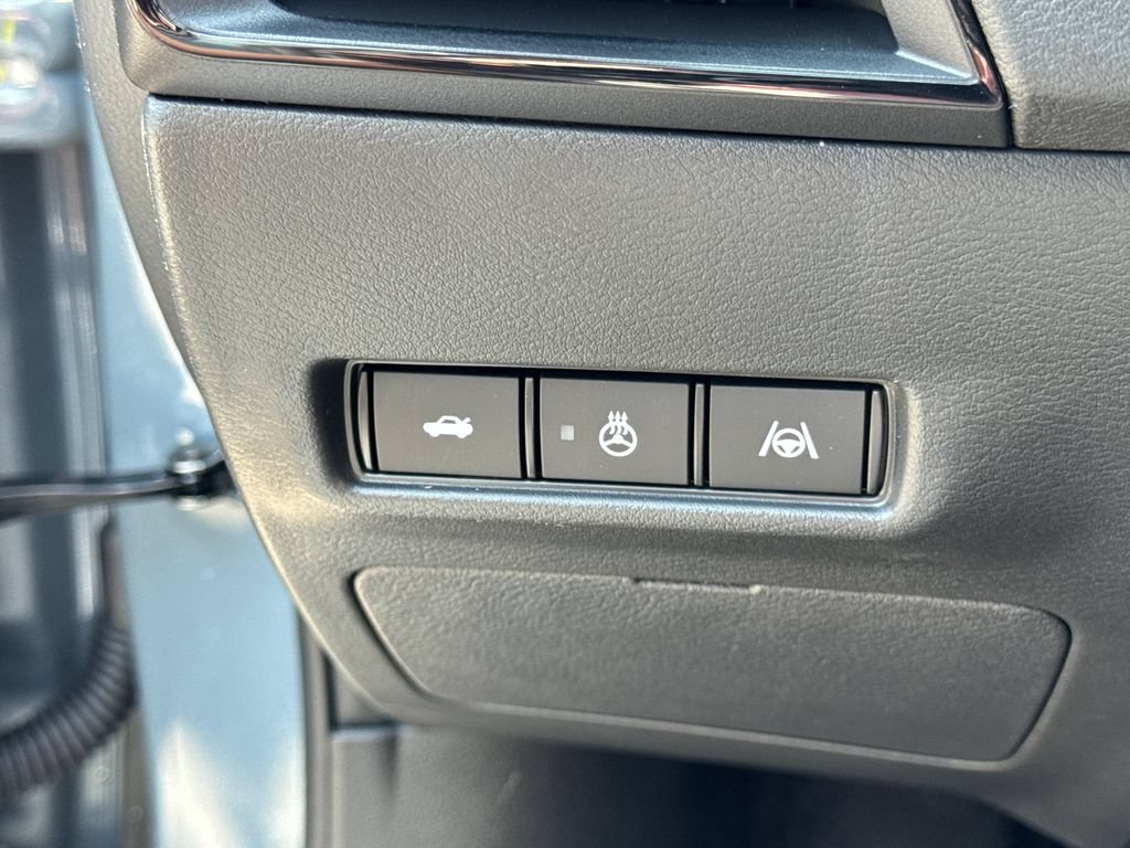 New 2026 Nissan Sentra SR w/ SR Premium Package FWD image 29