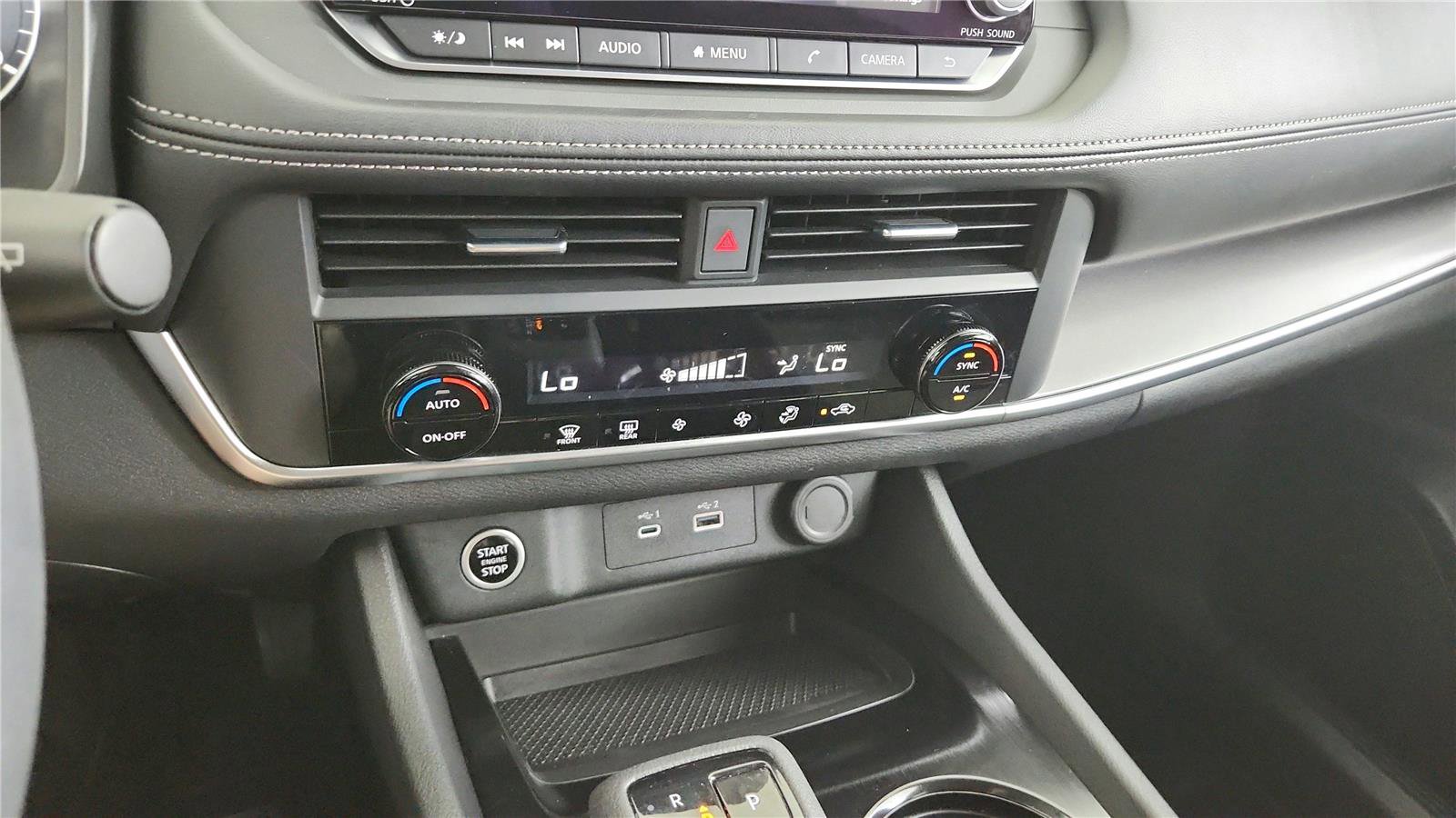 Used 2023 Nissan Rogue SV FWD image 26