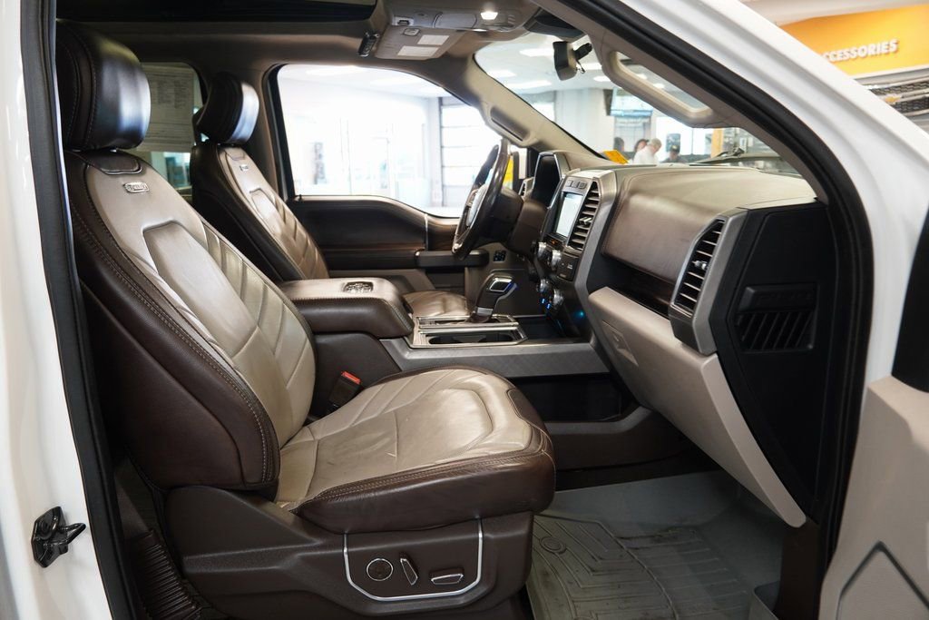 Used 2019 Ford F150 Limited w/ Trailer Tow Package image 32