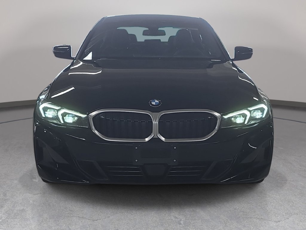 Certified 2026 BMW 330i Sedan RWD image 2