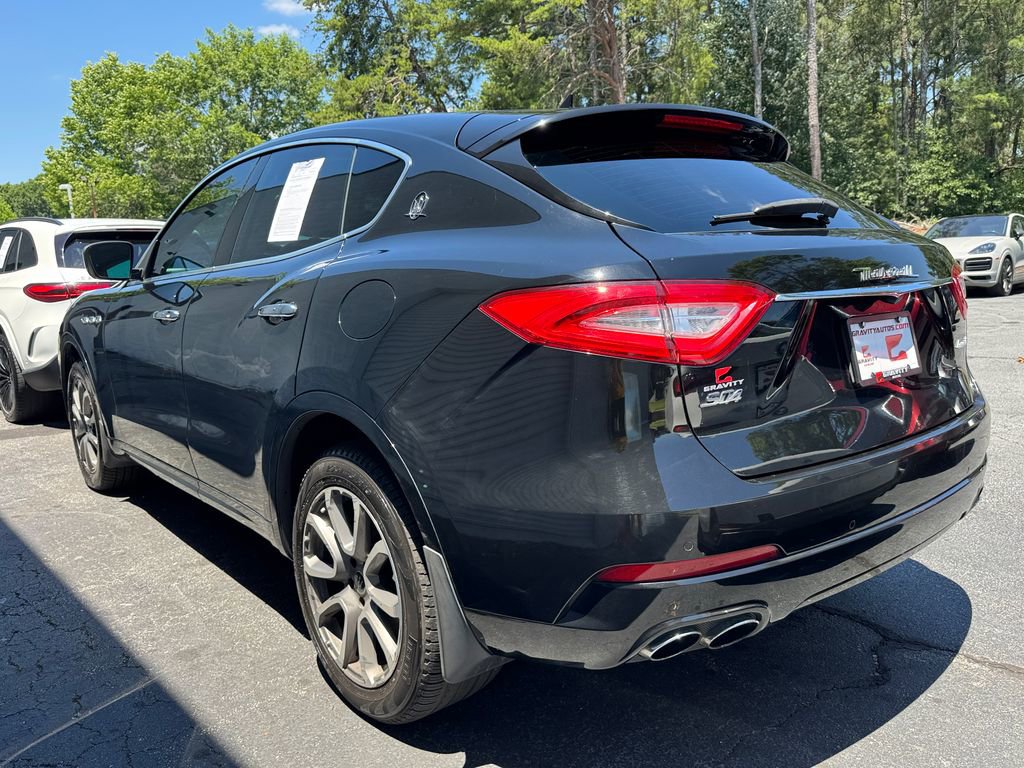 Used 2020 Maserati Levante S AWD/4WD image 9