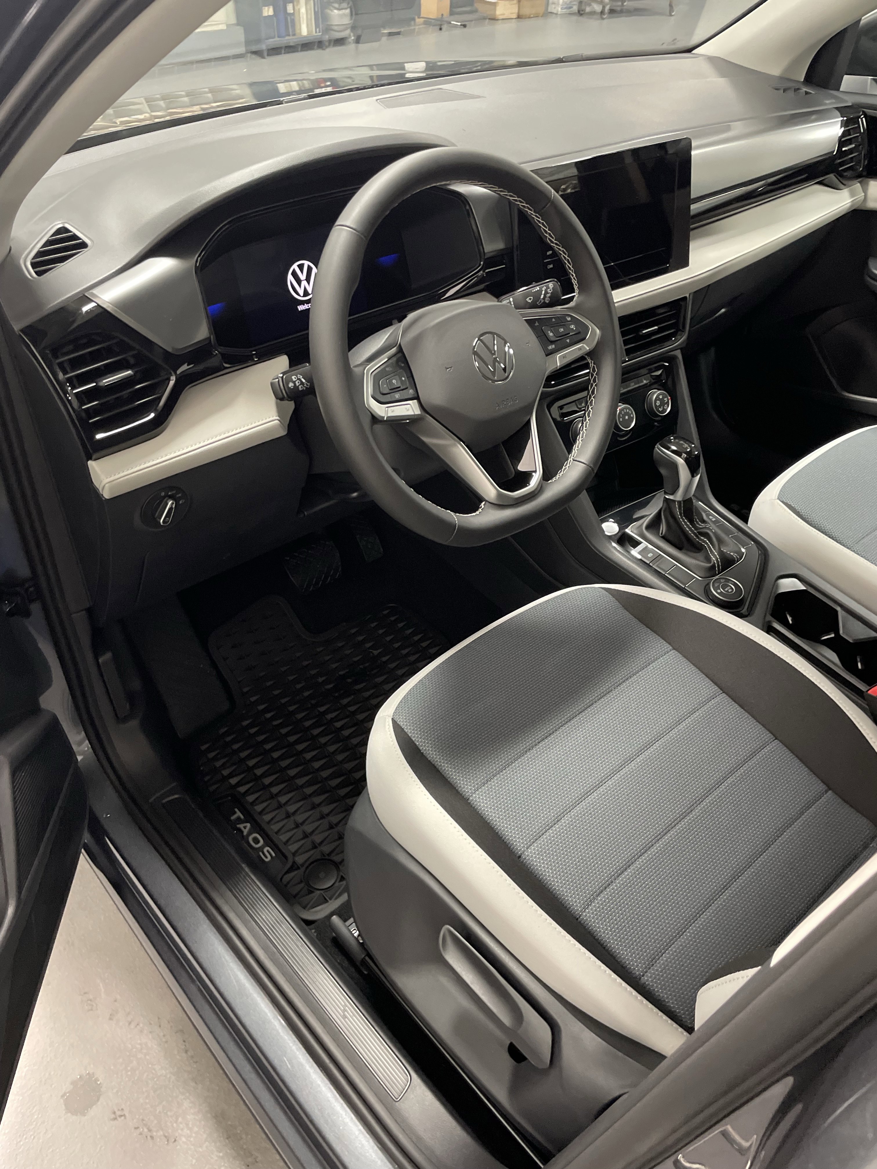 New 2025 Volkswagen Taos S image 7