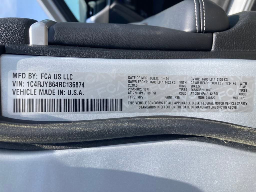 New 2024 Jeep Grand Cherokee Limited 4xe w/ Luxury Tech Group II image 16