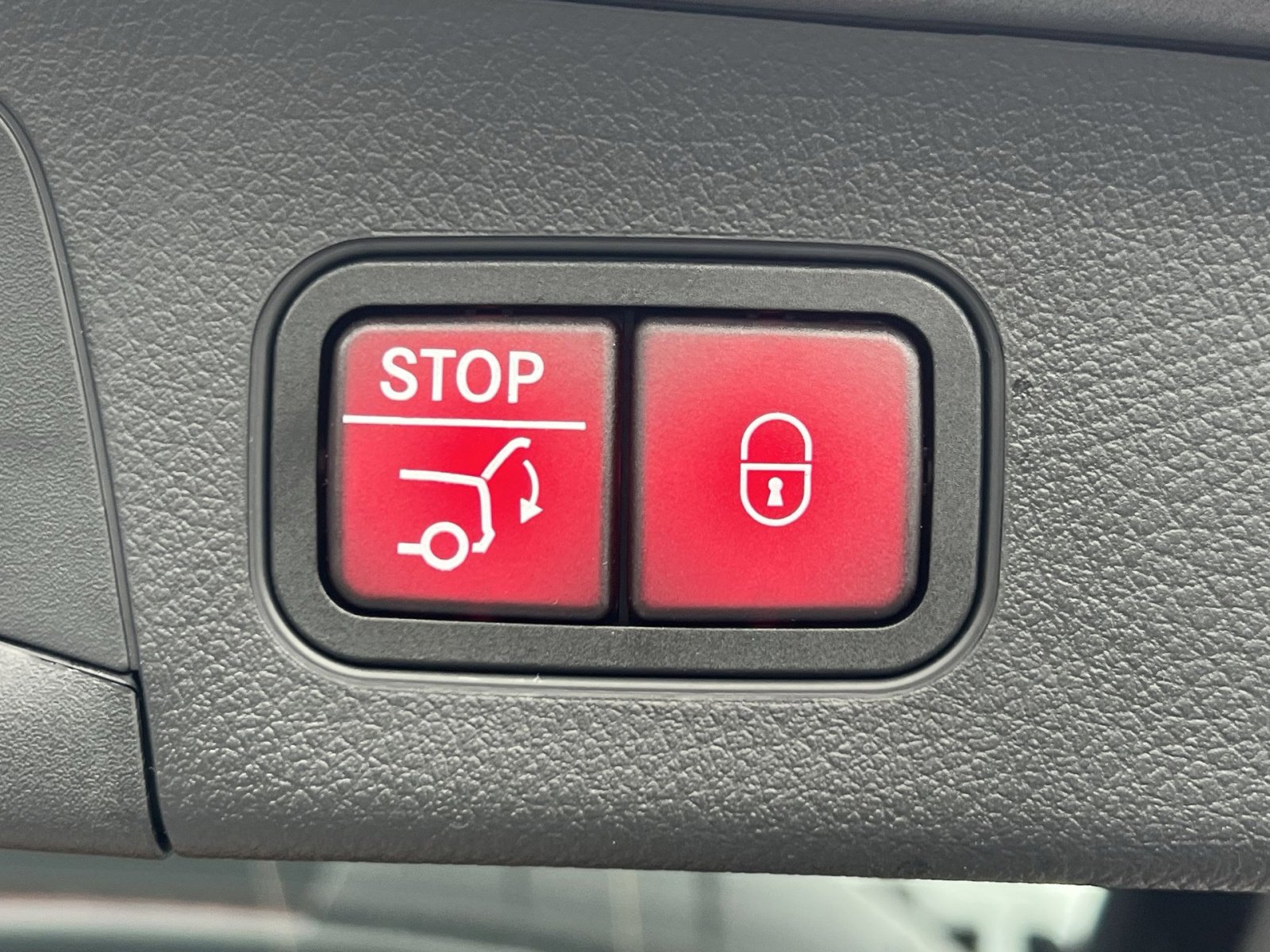 New 2026 Mercedes-Benz GLA 250 4MATIC image 25