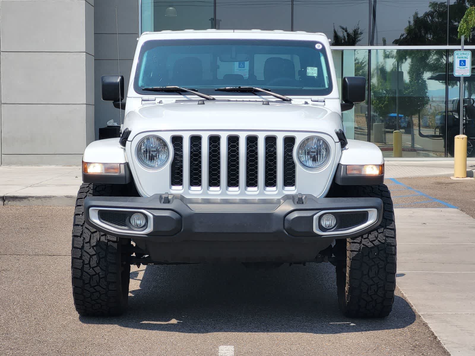 Used 2023 Jeep Gladiator Overland w/ Popular Equipment Package AWD/4WD image 2