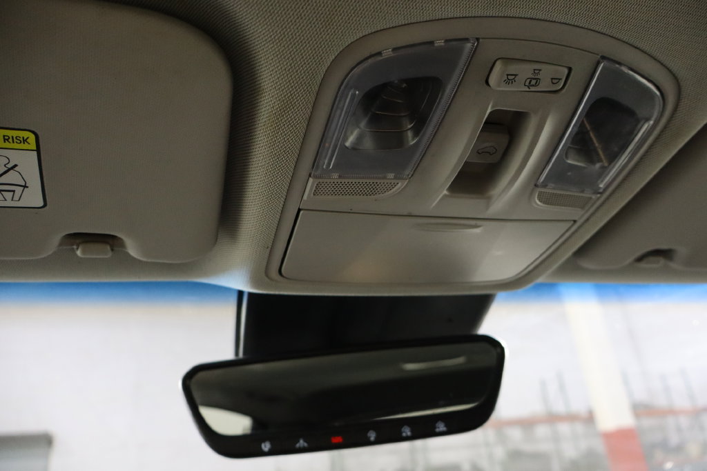 Used 2021 Hyundai Kona Limited FWD image 19