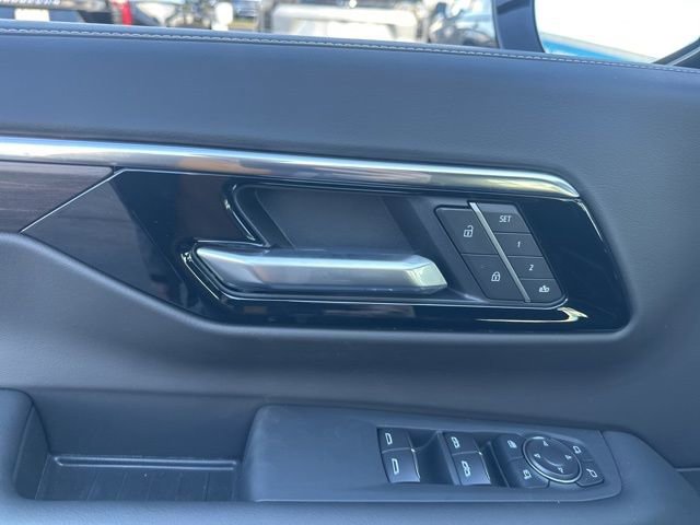 New 2026 Chevrolet Suburban Premier w/ Sun And Tow Package image 12