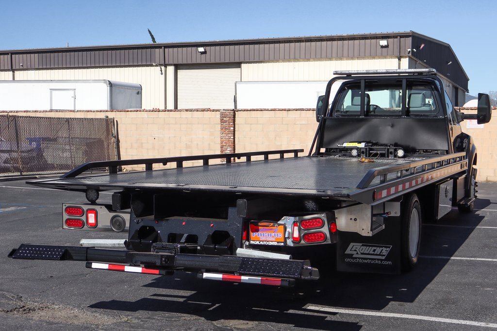 Used 2023 Ford F650 2WD Regular Cab Super Duty image 15
