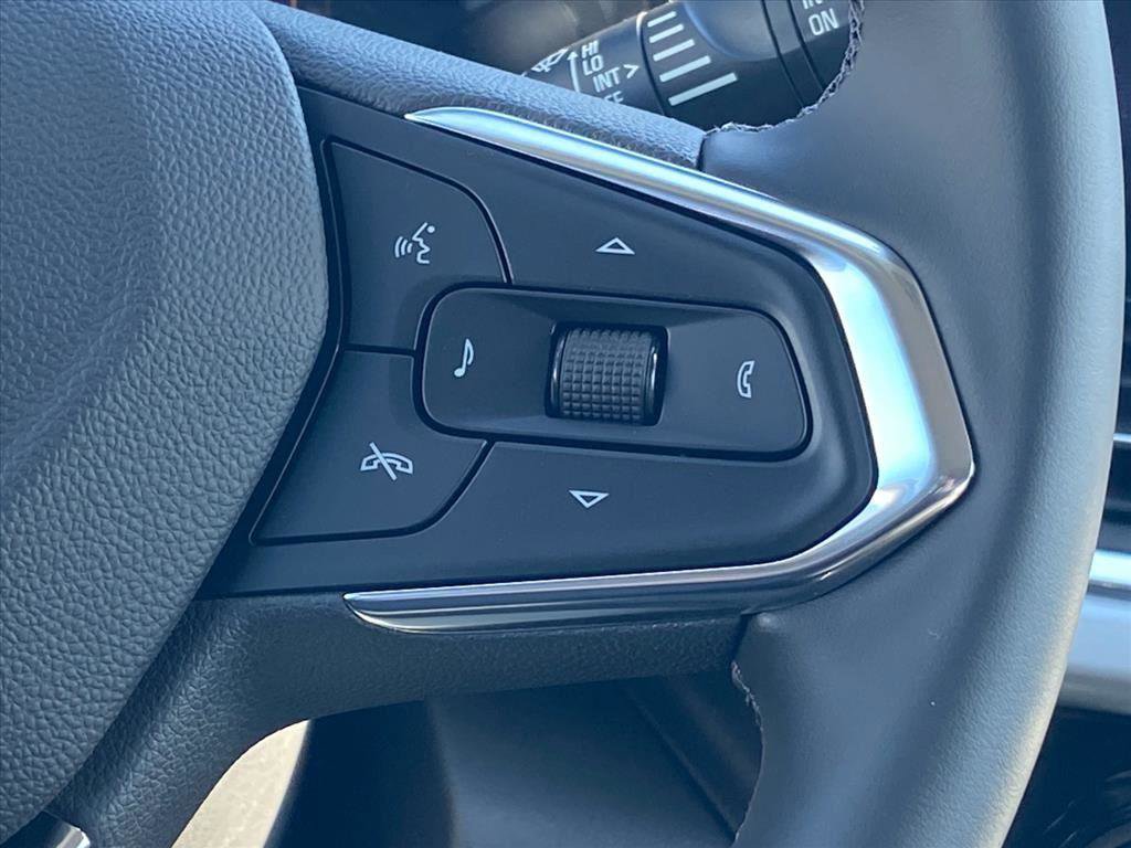 New 2026 Chevrolet Trax LT w/ Driver Confidence Package image 8