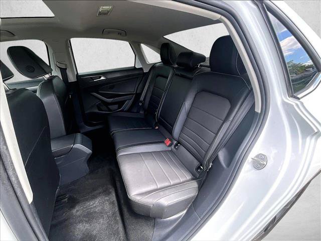 Used 2024 Volkswagen Jetta SE w/ Panoramic Sunroof Package FWD image 25