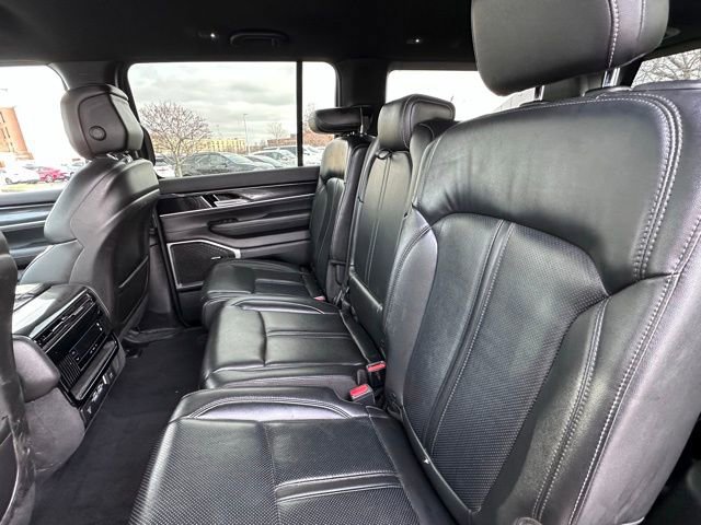 Used 2022 Jeep Wagoneer Series I image 18