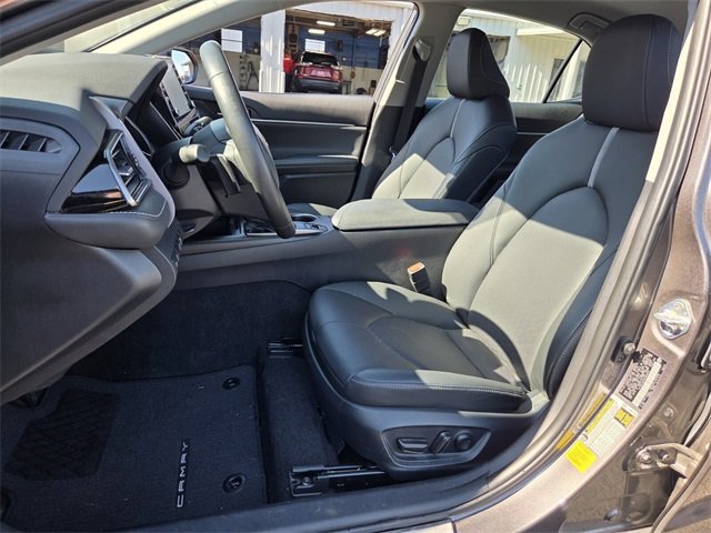 Used 2024 Toyota Camry XSE image 5