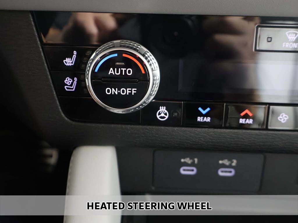New 2026 Mitsubishi Outlander SEL AWD/4WD image 11