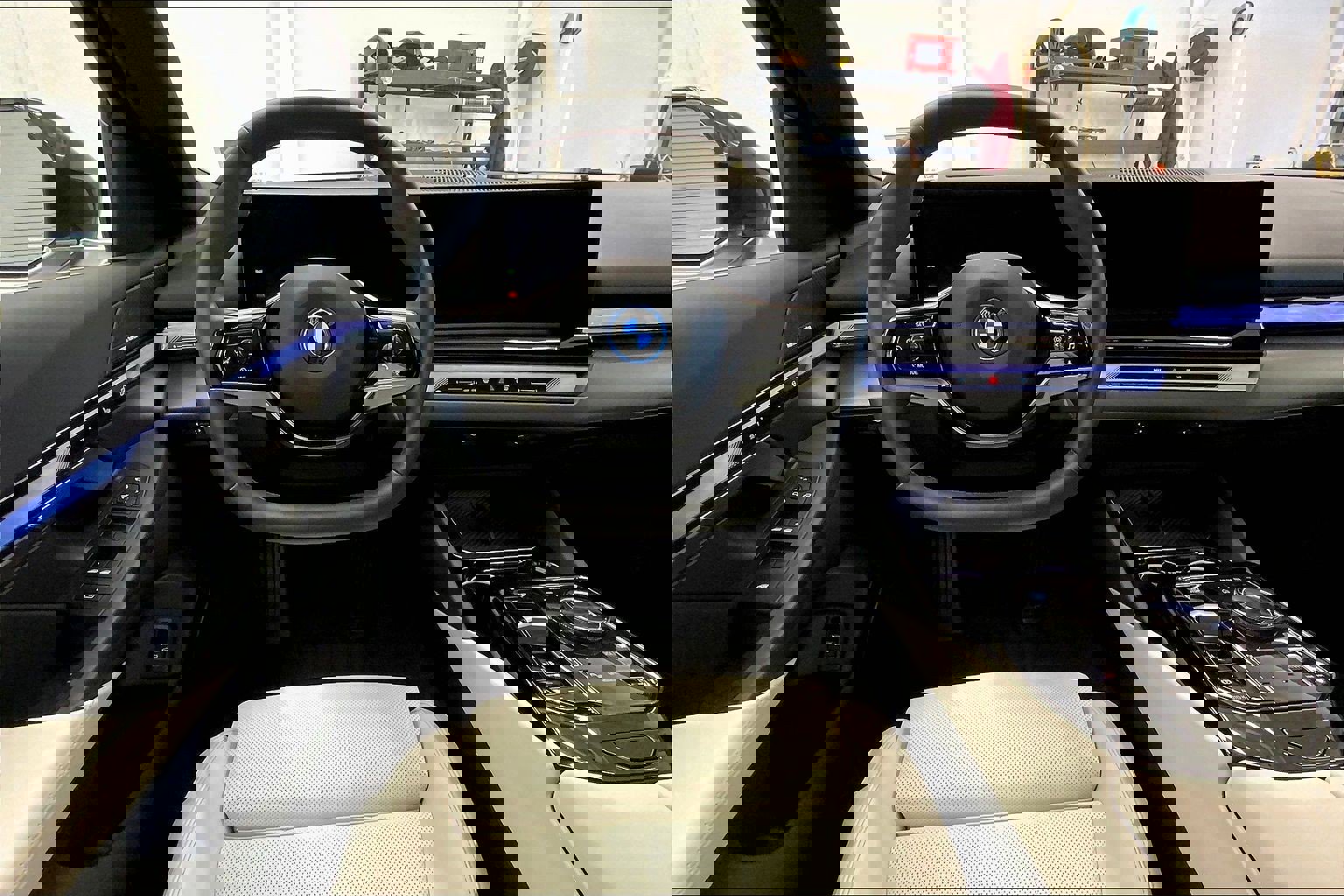 Used 2024 BMW i5 eDrive40i w/ Premium Package image 11