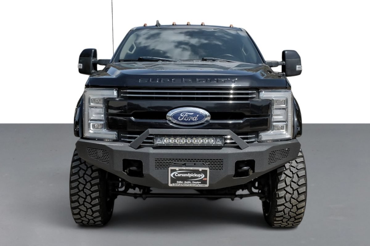 Used 2019 Ford F250 Lariat w/ Lariat Ultimate Package AWD/4WD image 3