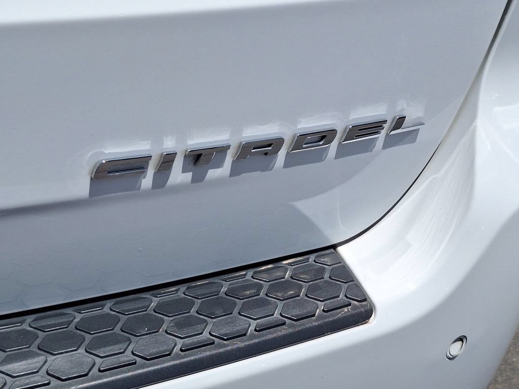 Used 2015 Dodge Durango Citadel w/ Technology Group AWD/4WD image 34