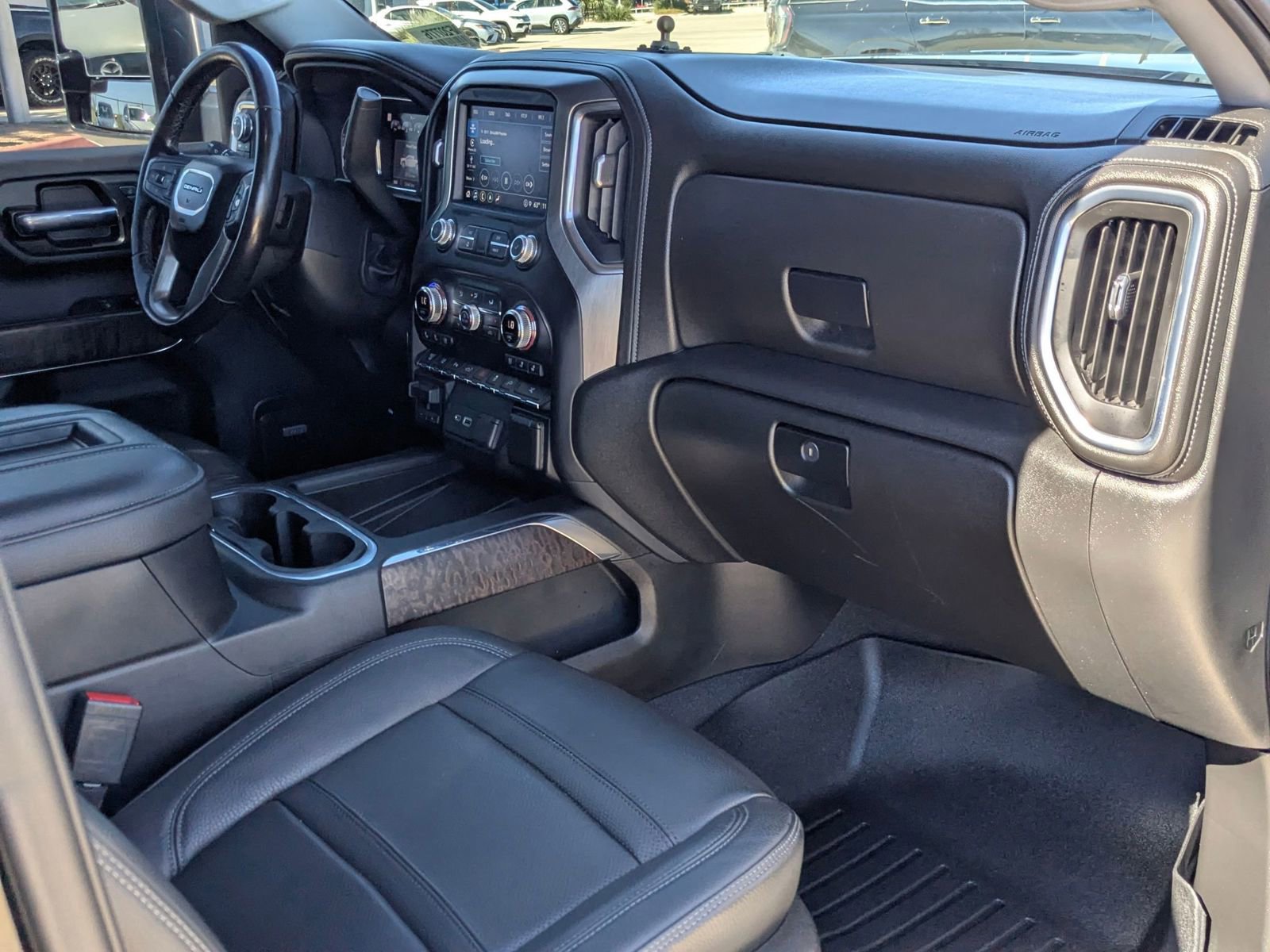 Used 2022 GMC Sierra 3500 Denali image 31