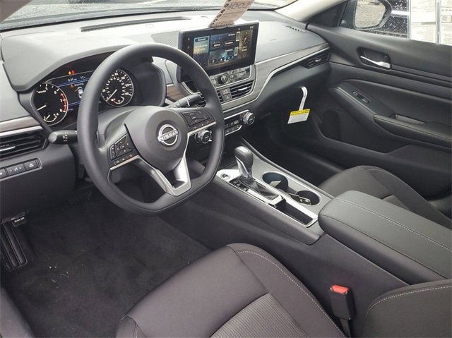 New 2025 Nissan Altima 2.5 SV w/ SV Special Edition Package image 7