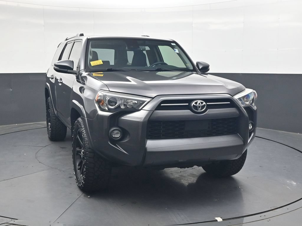 Used 2021 Toyota 4Runner SR5 Premium w/ Moonroof Package RWD image 2