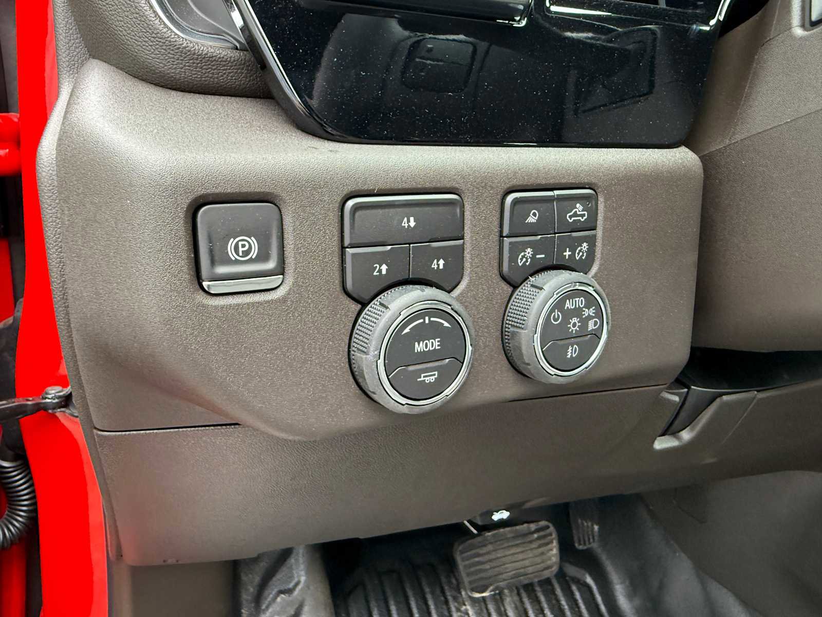 New 2026 Chevrolet Silverado 2500 LT image 15