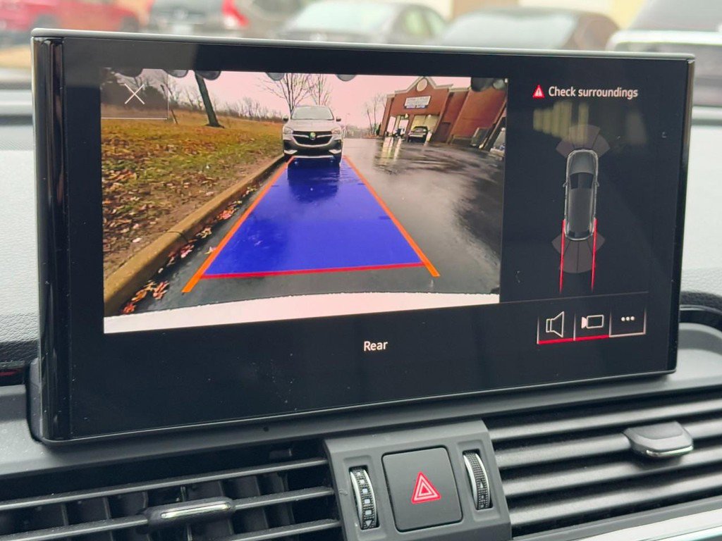 Used 2023 Audi Q5 2.0T Premium w/ Convenience Package image 20