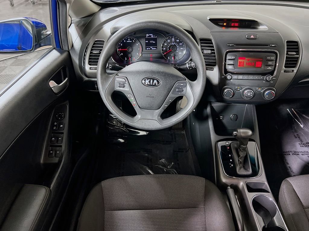 Used 2017 Kia Forte LX image 18