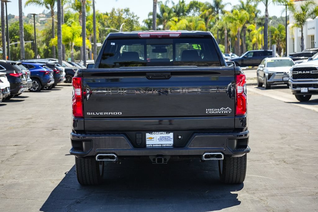 Used 2023 Chevrolet Silverado 1500 High Country w/ High Country Premium Package AWD/4WD image 5