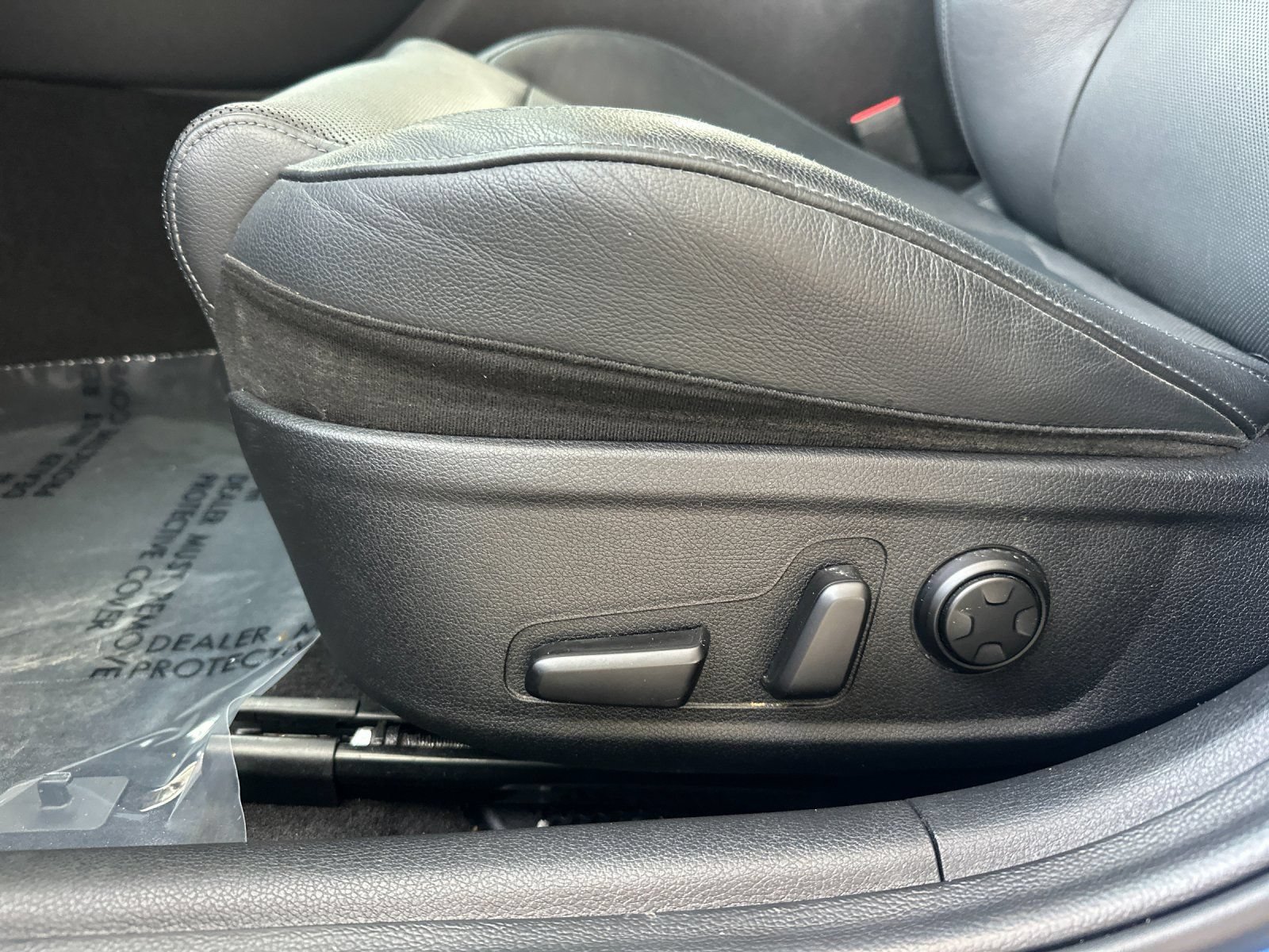 Used 2018 Kia Stinger Premium RWD image 12
