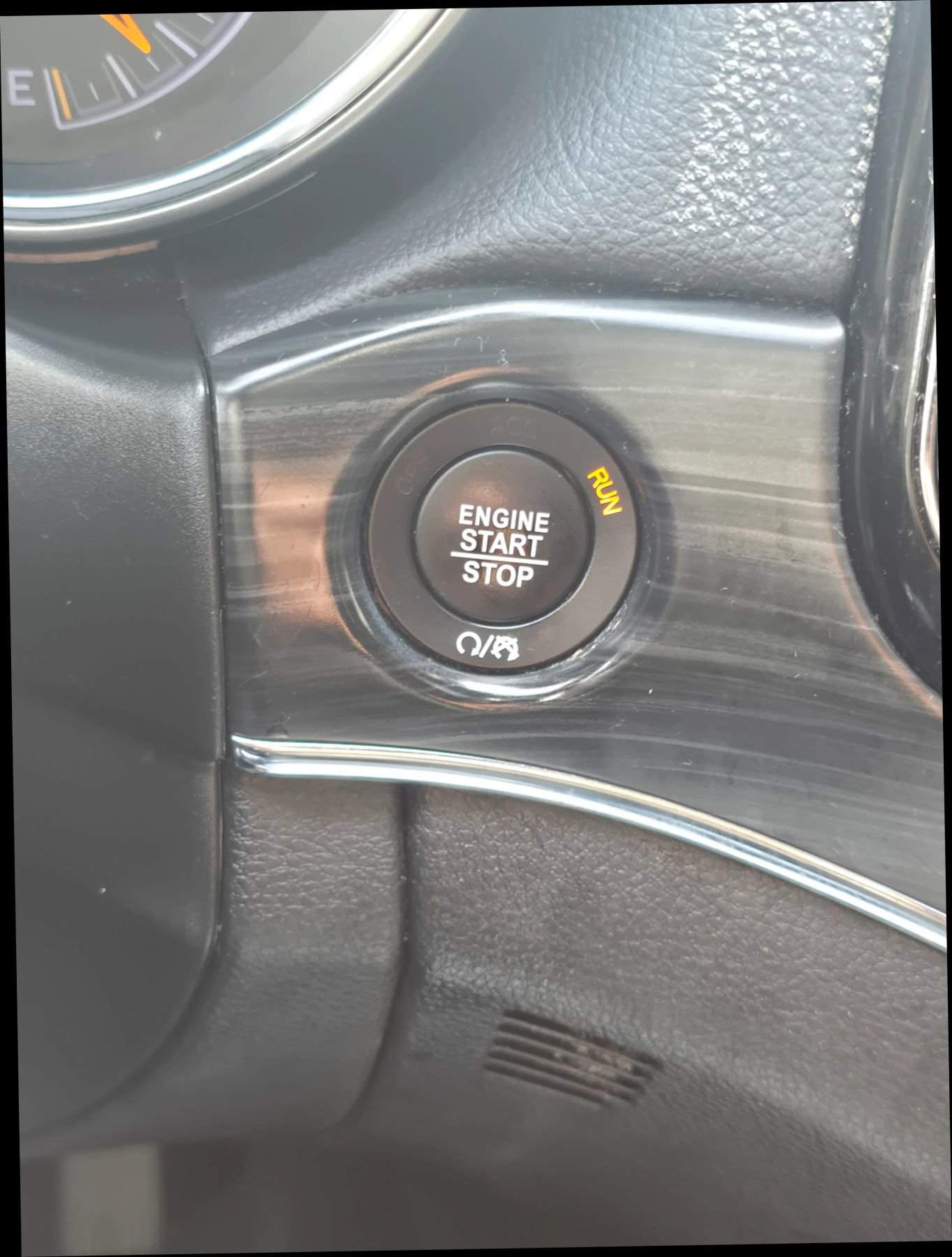 Used 2019 Jeep Grand Cherokee Limited image 24