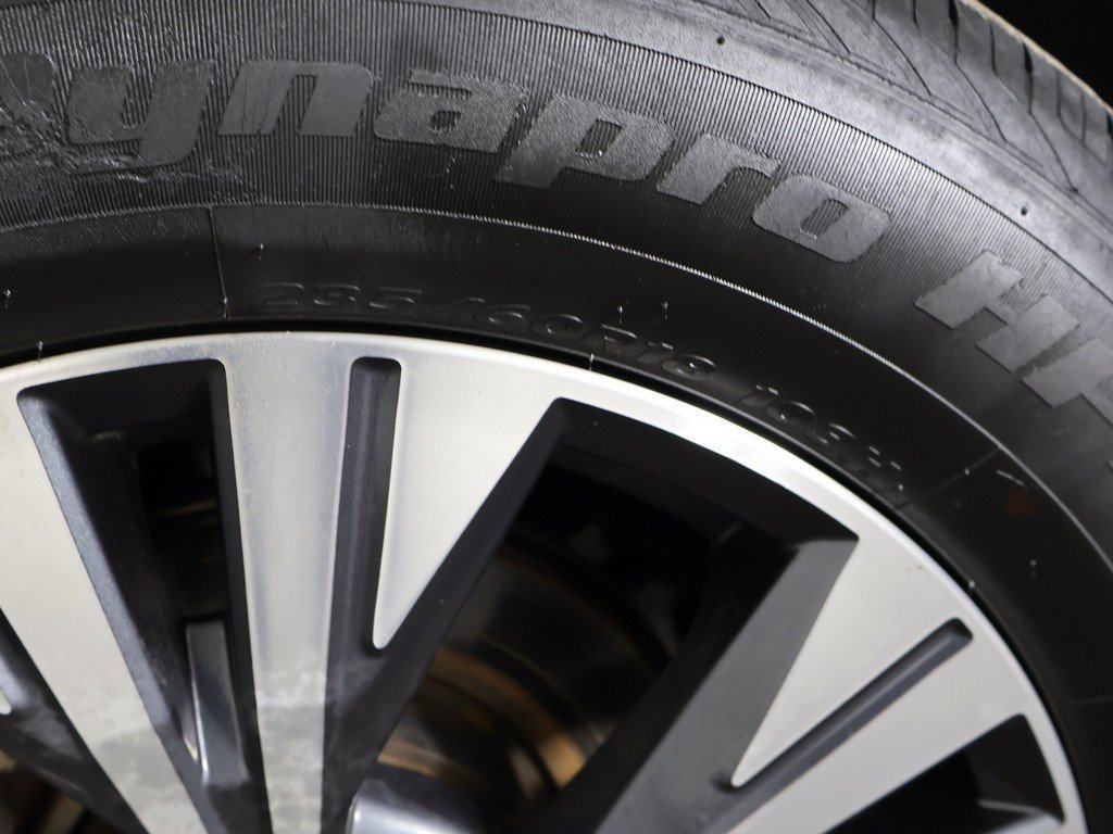 Used 2021 Nissan Rogue SV w/ Premium Package image 22