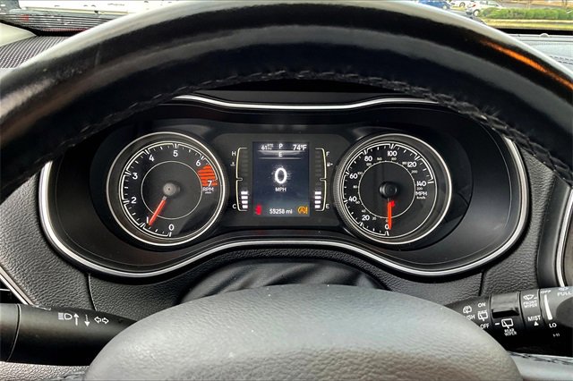 Used 2021 Jeep Cherokee Latitude Plus image 12