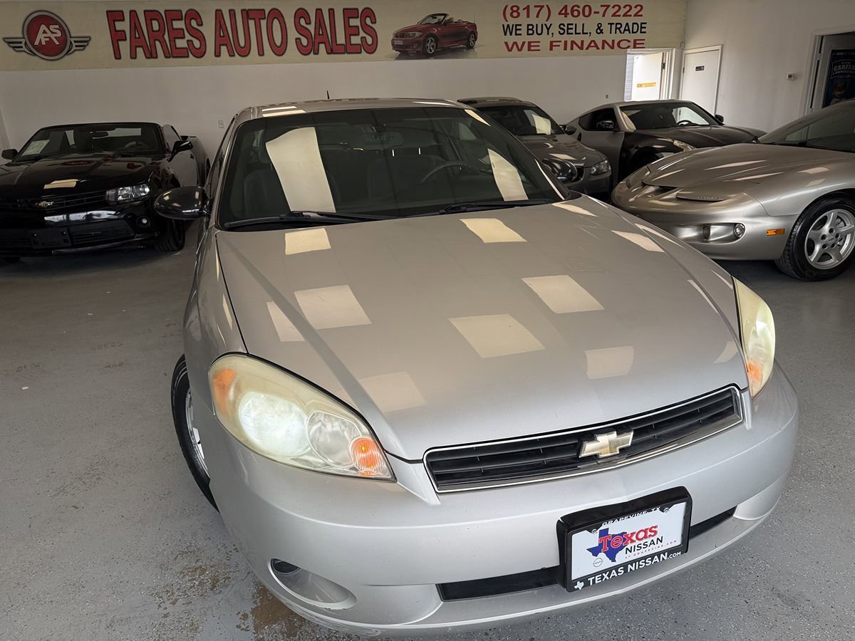 Used 2006 Chevrolet Monte Carlo LS FWD image 1