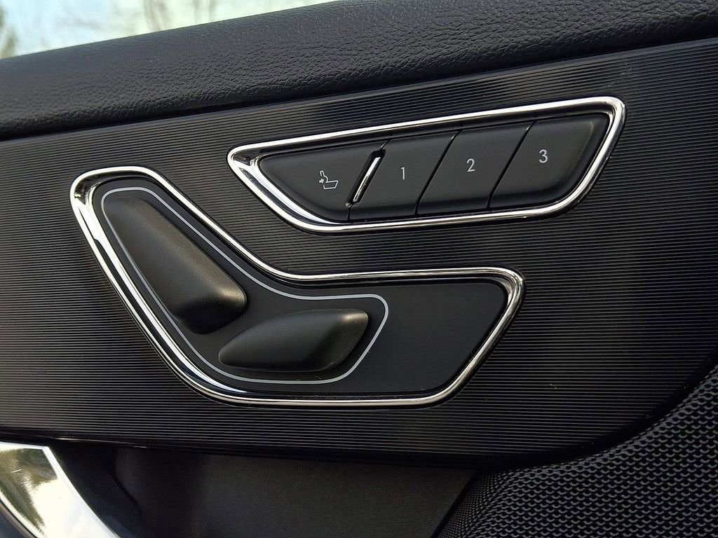 Used 2020 Lincoln Corsair Reserve w/ Elements Package image 28