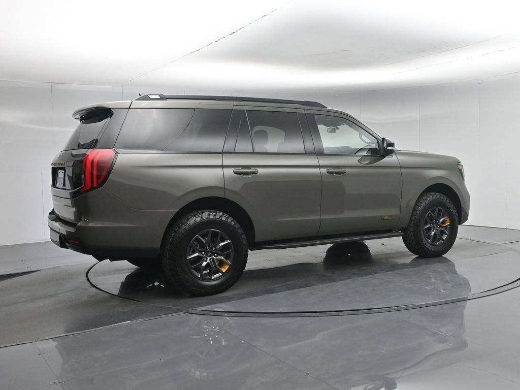 Used 2025 Ford Expedition Tremor AWD/4WD image 31