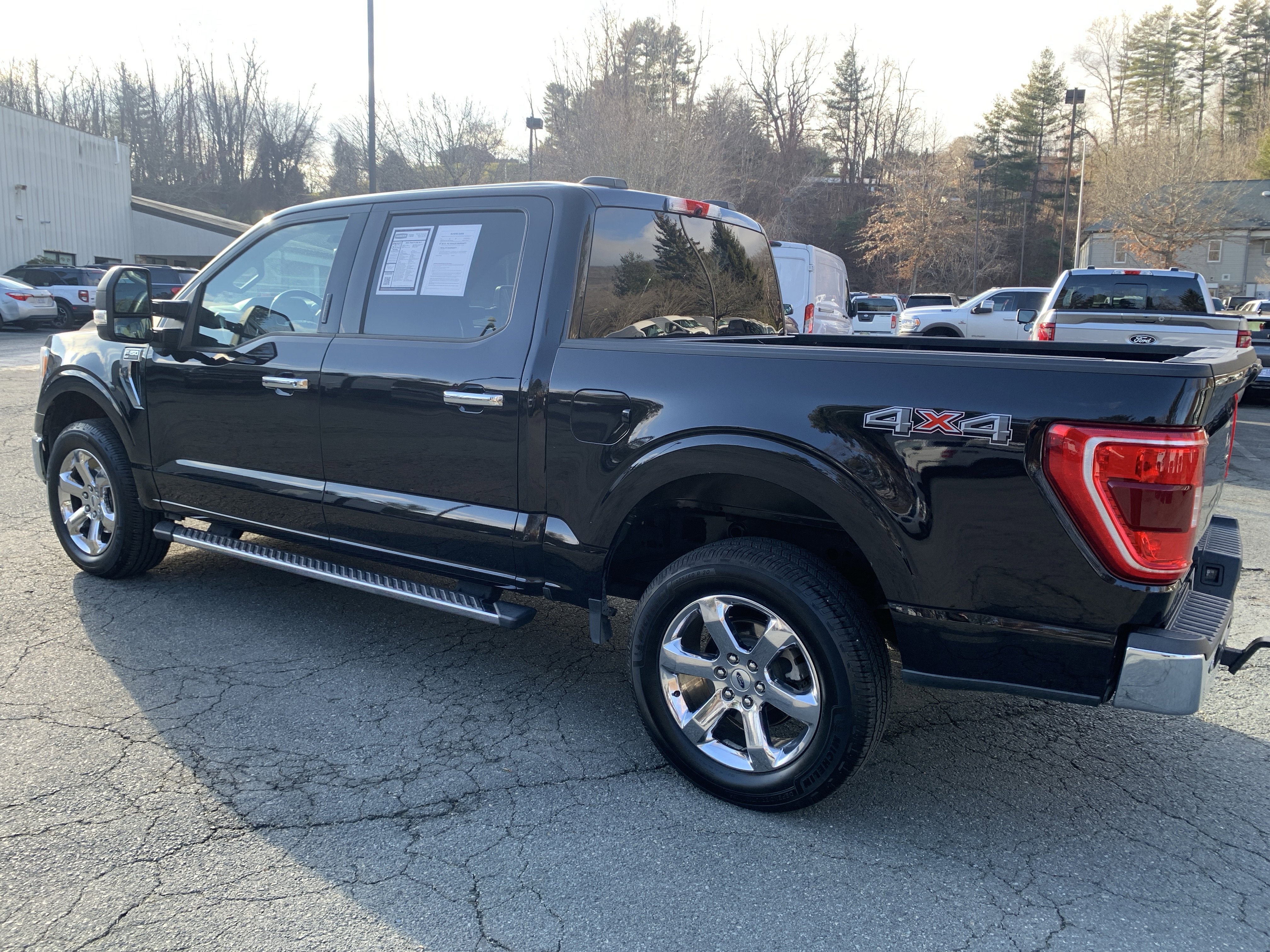 Used 2021 Ford F150 XLT w/ Equipment Group 302A High image 6