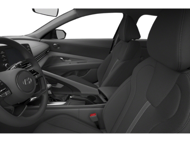 Used 2025 Hyundai Elantra SE FWD image 6