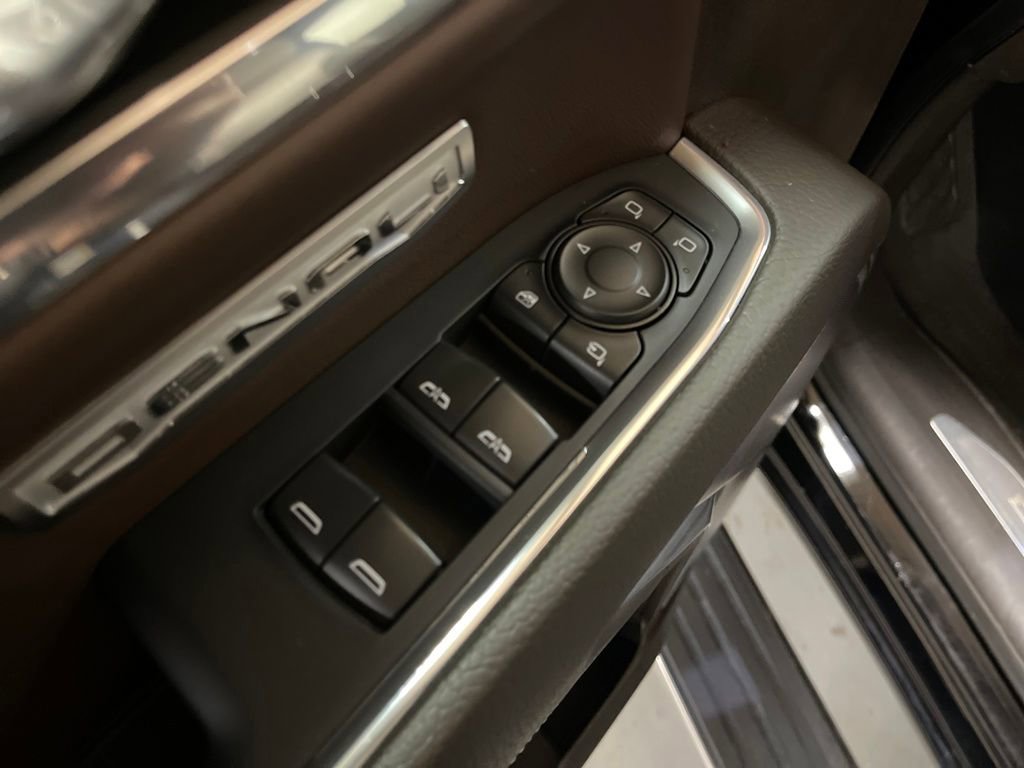 Certified 2022 GMC Sierra 1500 Denali w/ Technology Package image 12