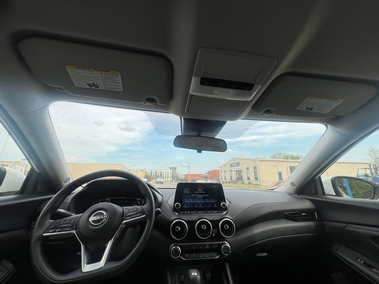 Used 2024 Nissan Sentra SV FWD image 31
