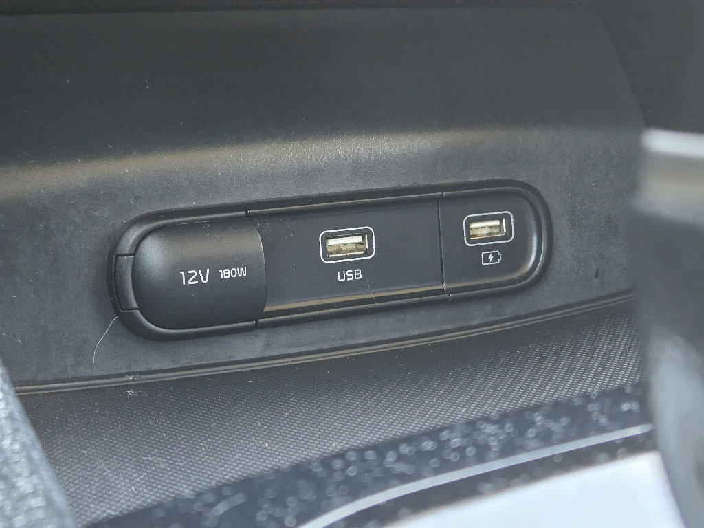 Used 2023 Kia K5 LXS image 22
