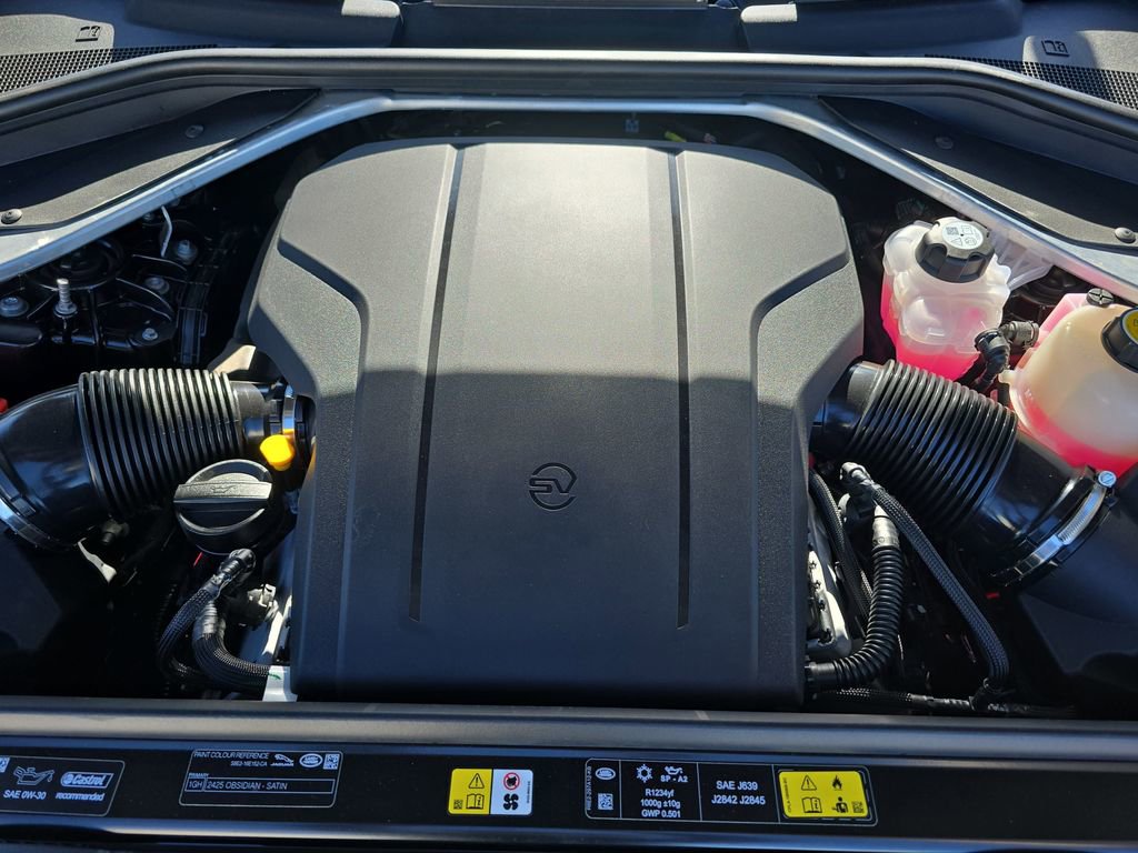 New 2026 Land Rover Range Rover Sport SV image 32