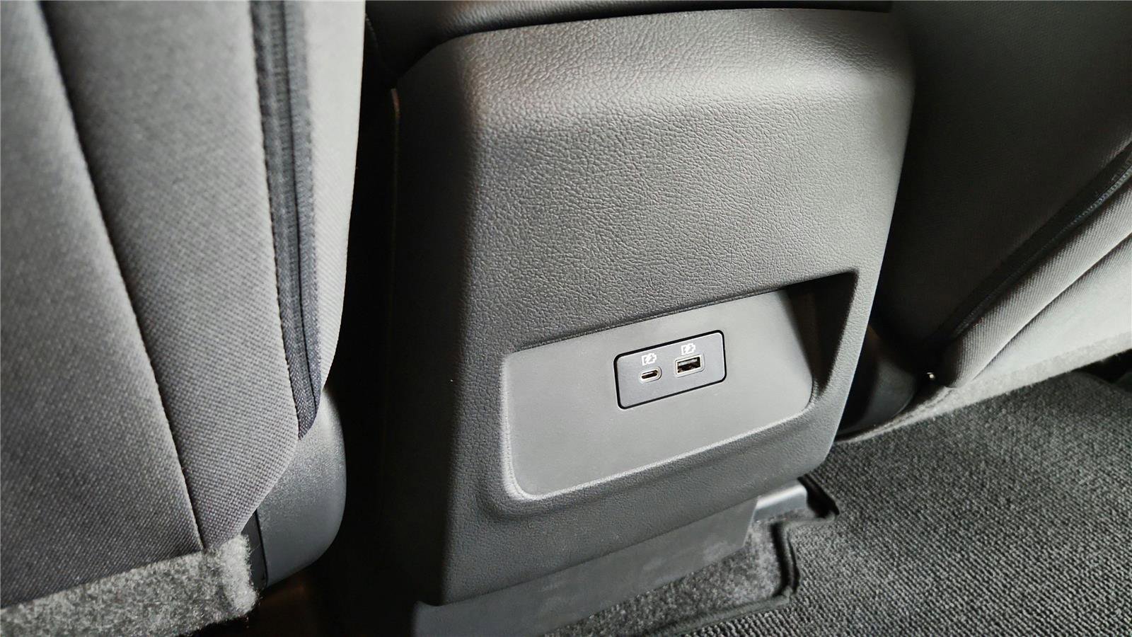 Certified 2025 Nissan Frontier SV image 23