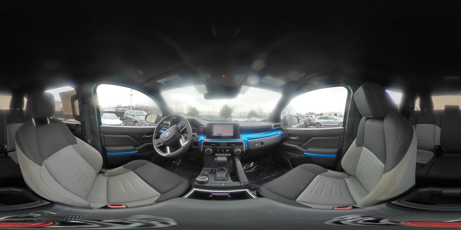 Used 2025 Toyota Tacoma SR image 41