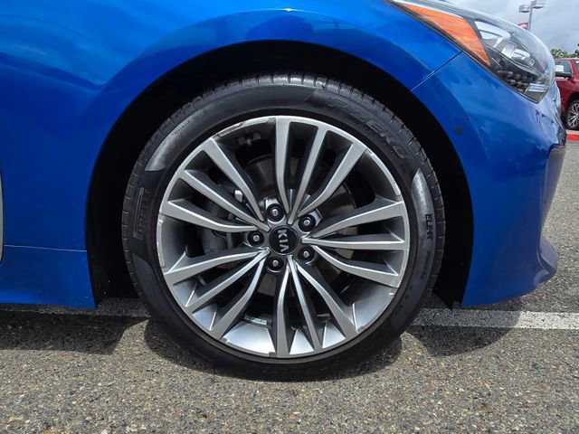 Used 2018 Kia Stinger Premium image 28