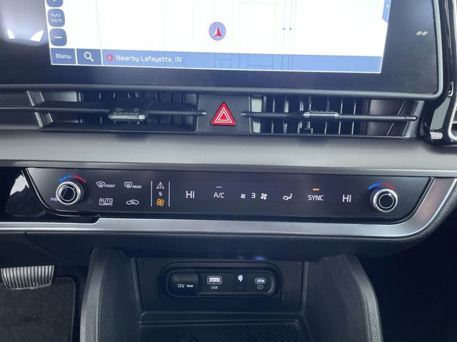 Used 2025 Kia Sportage EX image 24