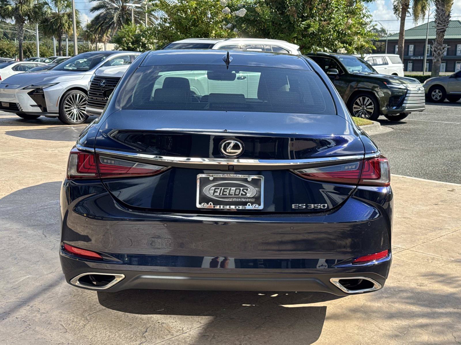 Used 2024 Lexus ES 350 w/ Premium Package FWD image 4