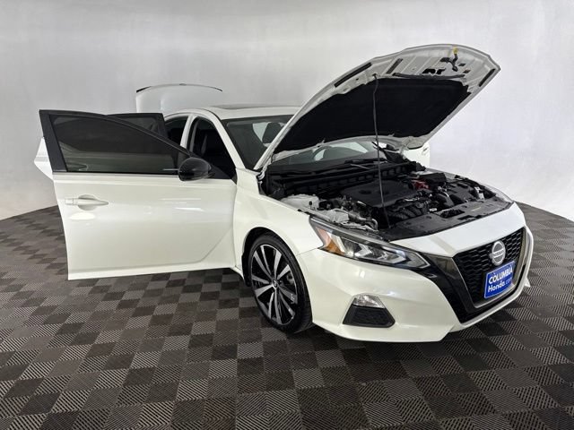 Used 2020 Nissan Altima 2.5 SR w/ Premium Package FWD image 15