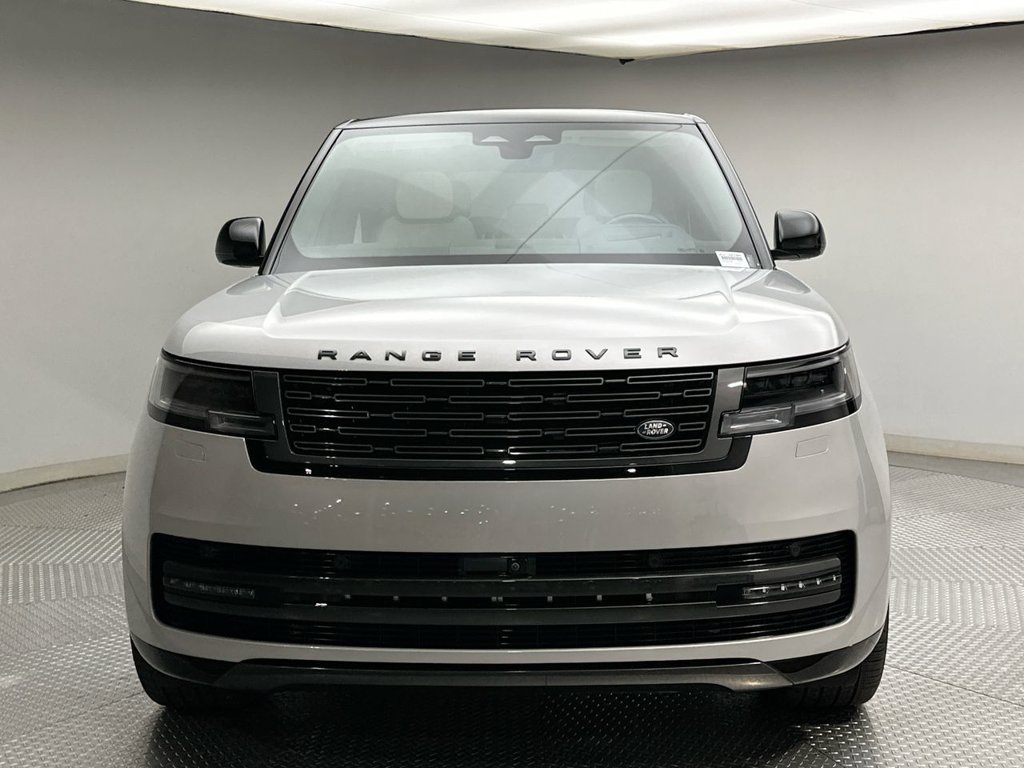 Certified 2026 Land Rover Range Rover SE AWD/4WD image 16