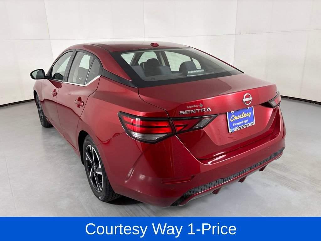 Used 2024 Nissan Sentra SV FWD image 8